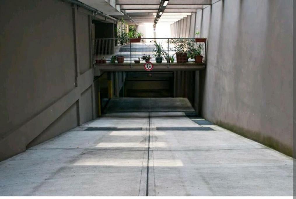 Vela Centro Con Garage Milan